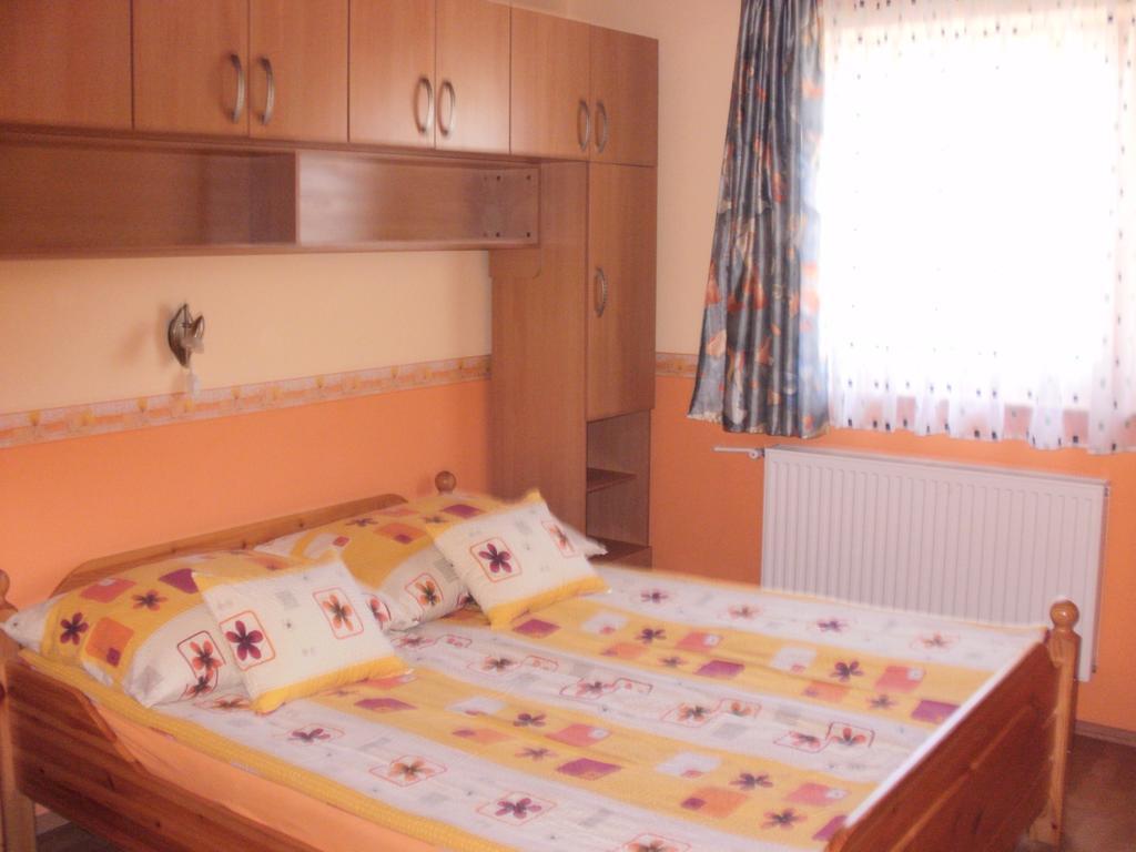 Bodzavirag Apartman Zalakaros Exterior foto